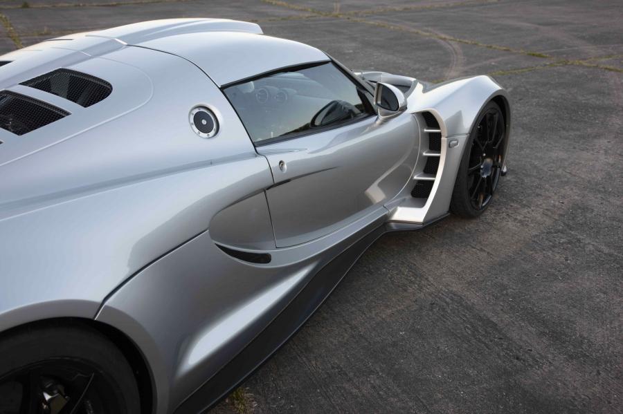 Детали экстерьера Hennessey Venom GT 2010 года  (фото 22 из 71)